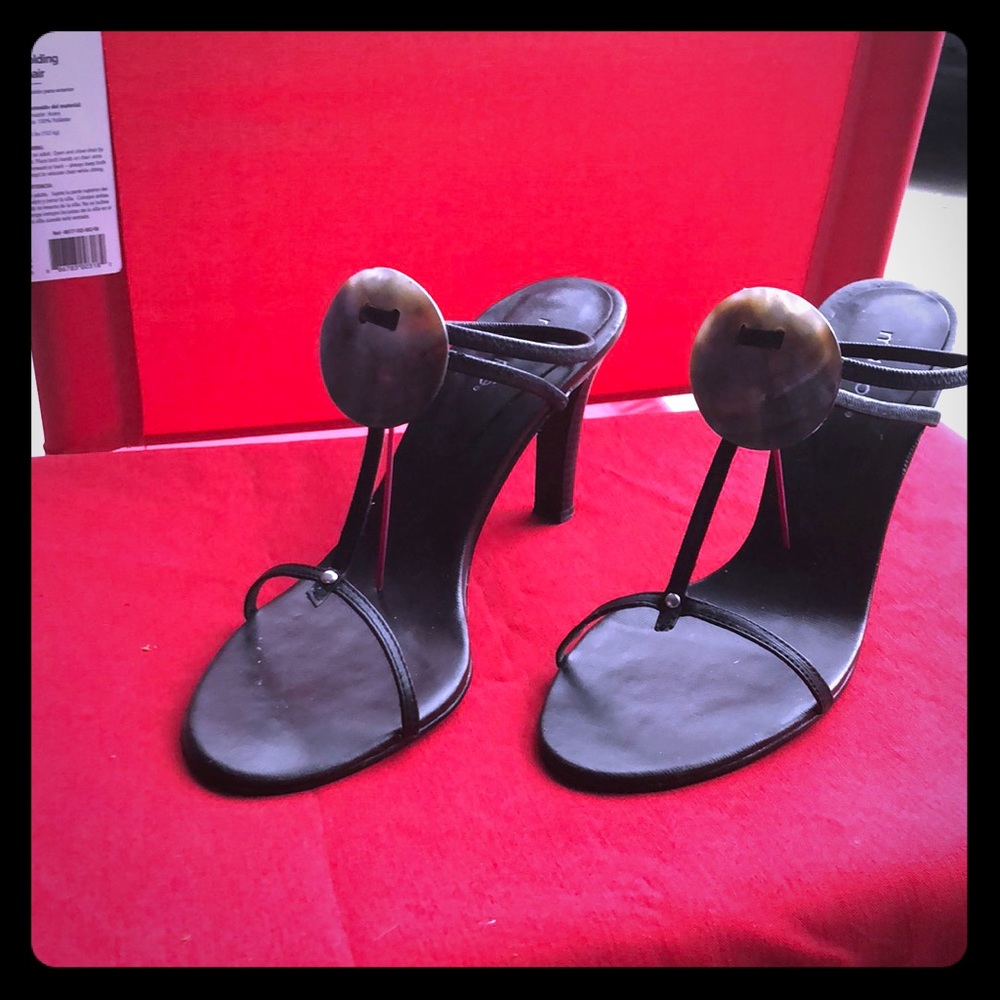 Black Maripe Styled Short Heel